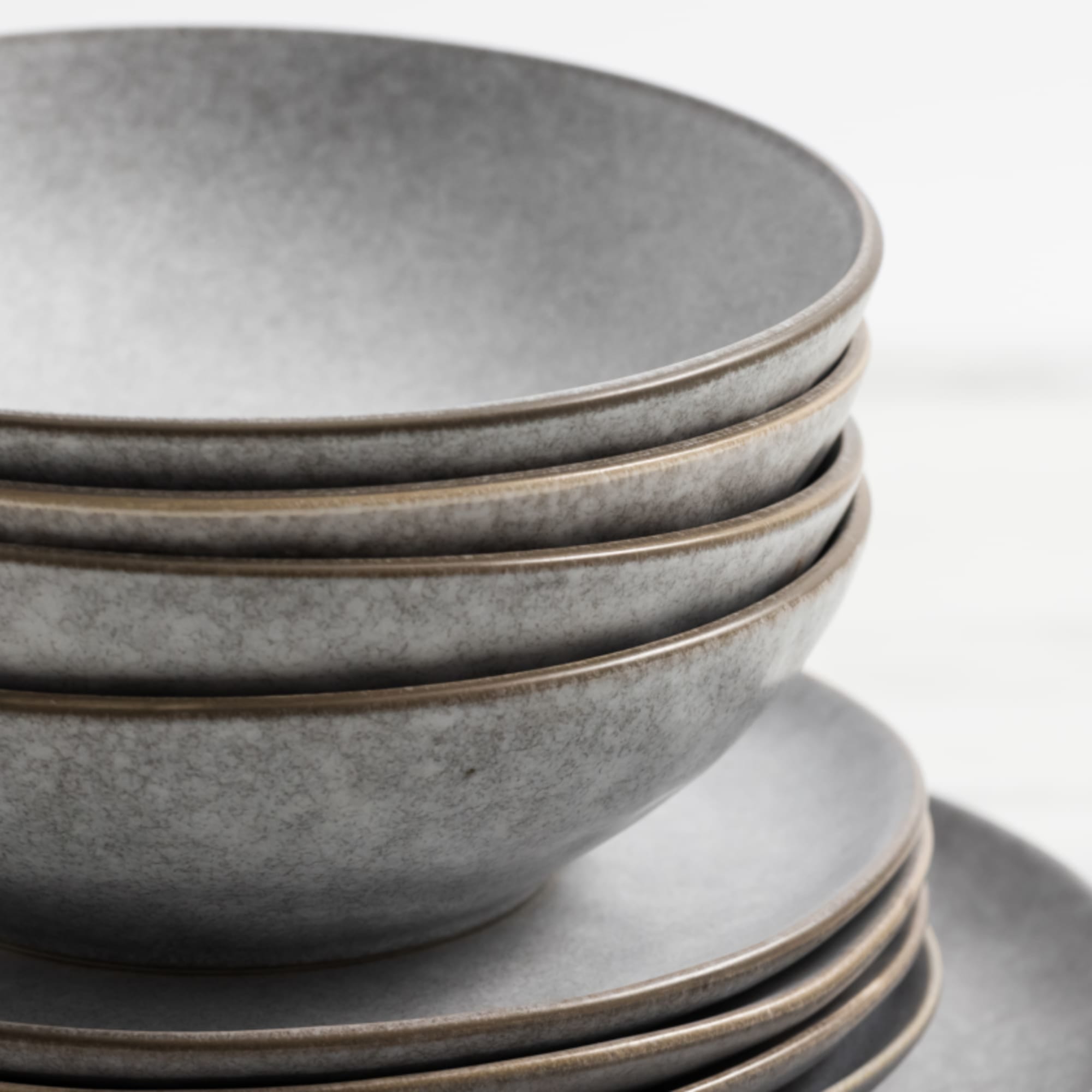 Salisbury & Co Siena Dinner Set 12pc Light Grey Kitchen Warehouse™